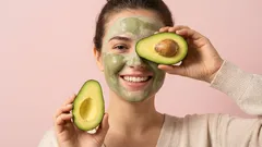 Hemlagade ansiktsmasker för daglig användning: 5 recept som verkligen fungerar